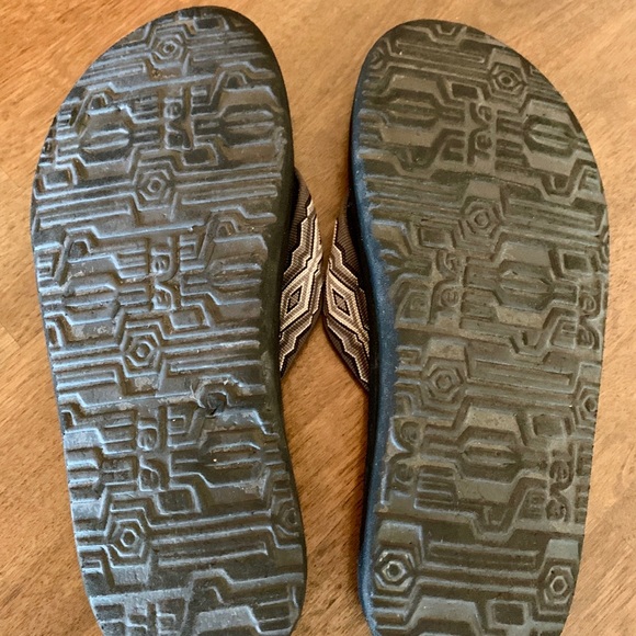 Teva sandals size 7 - Picture 4 of 5